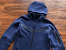 NIKE TECH FLEECE