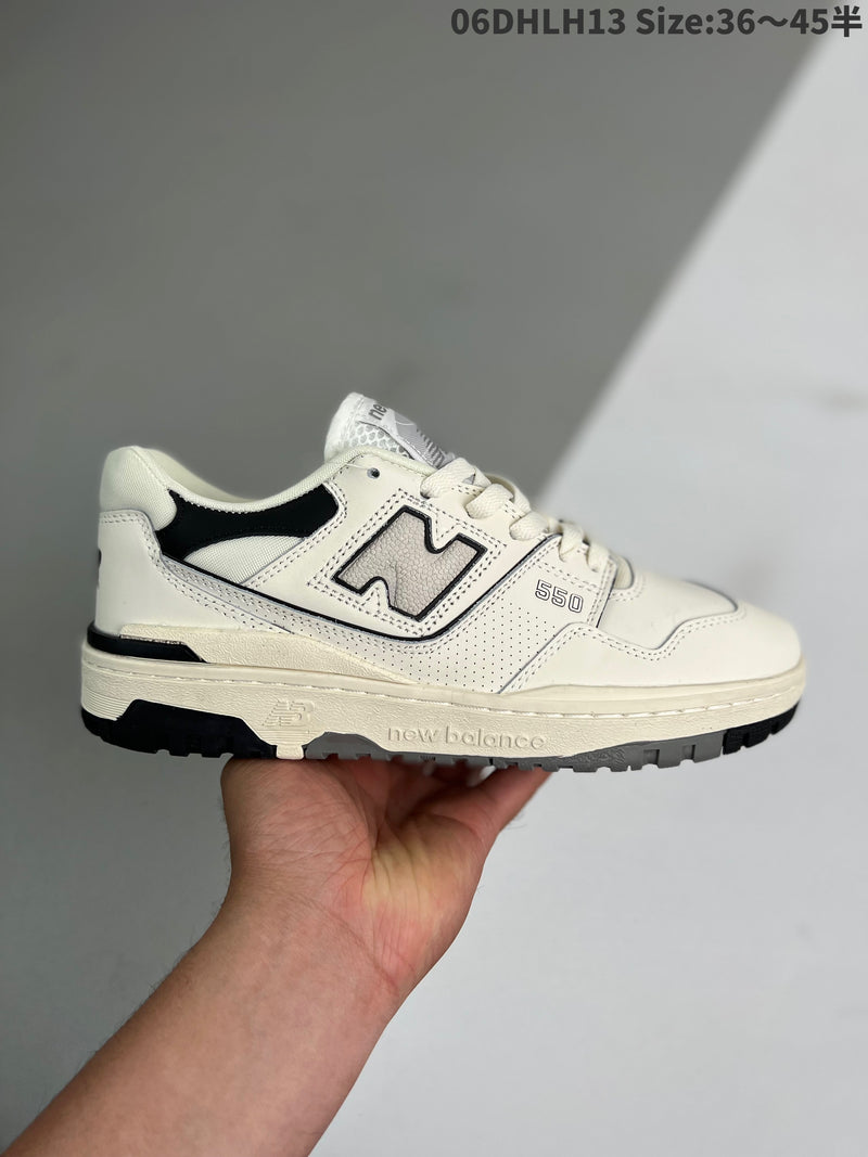 New Balance 550